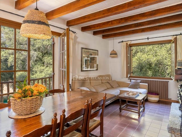 9 chambre Finca/Maison de Campagne à vendre à La Vall de Bianya avec piscine garage - 1 590 000 € (Ref: 9984052)
