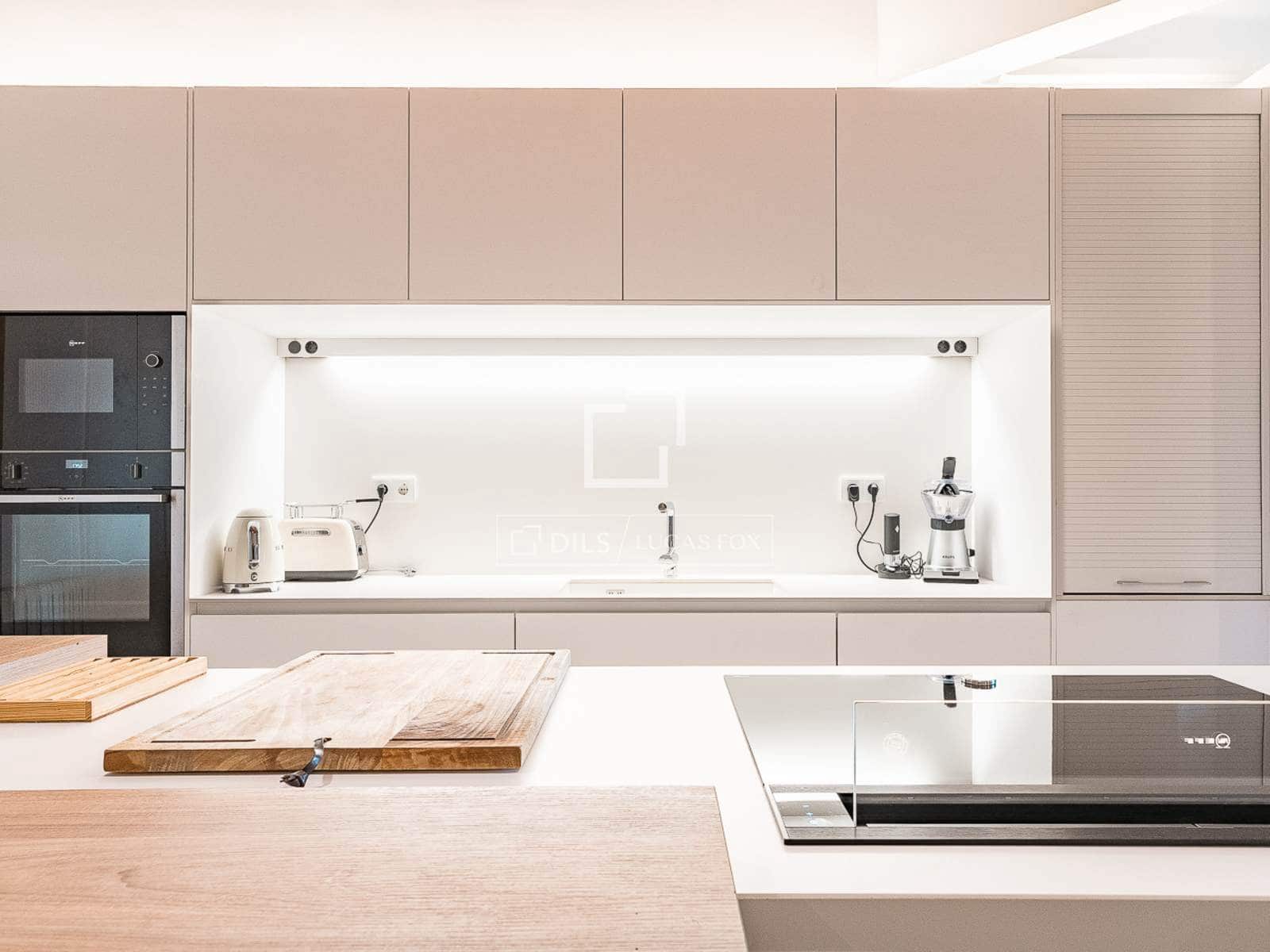 4 sypialnia Apartament na sprzedaż w Miasto Barcelona z garażem - 1 650 000 € (Ref: 9985303)