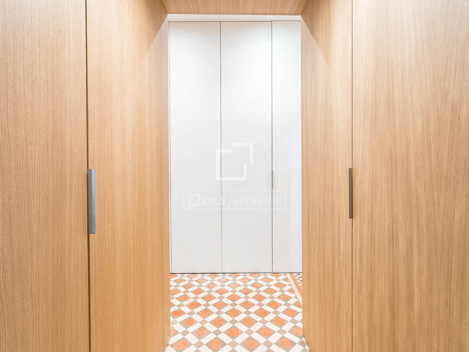 4 sypialnia Apartament na sprzedaż w Miasto Barcelona z garażem - 1 650 000 € (Ref: 9985303)