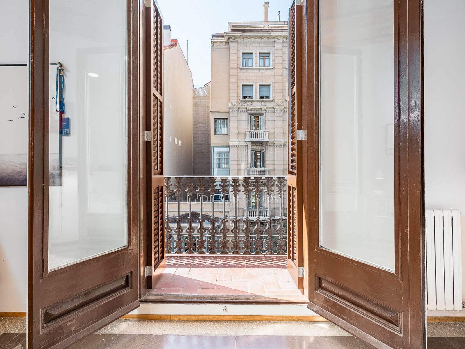 4 sypialnia Apartament na sprzedaż w Miasto Barcelona z garażem - 1 650 000 € (Ref: 9985303)