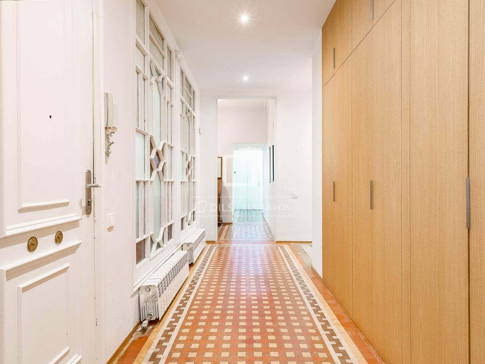 4 sypialnia Apartament na sprzedaż w Miasto Barcelona z garażem - 1 650 000 € (Ref: 9985303)