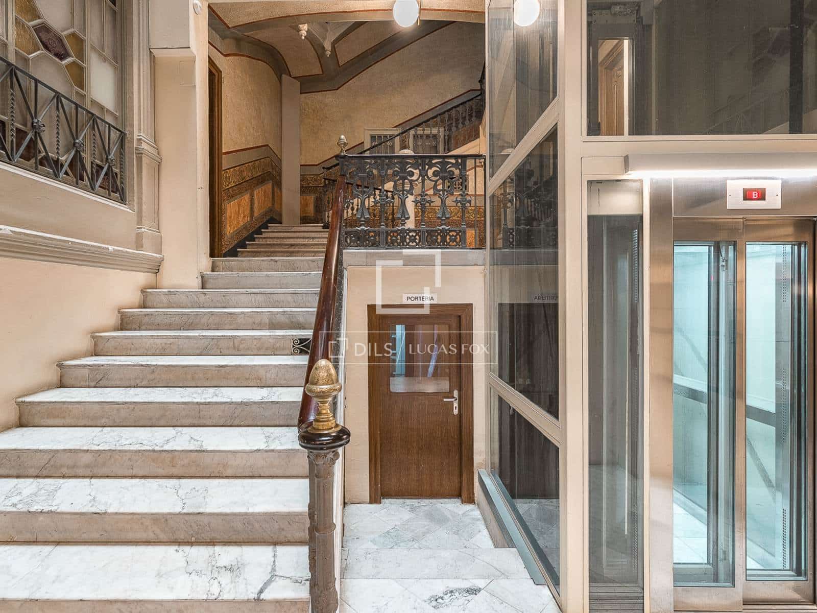 4 sypialnia Apartament na sprzedaż w Miasto Barcelona z garażem - 1 650 000 € (Ref: 9985303)