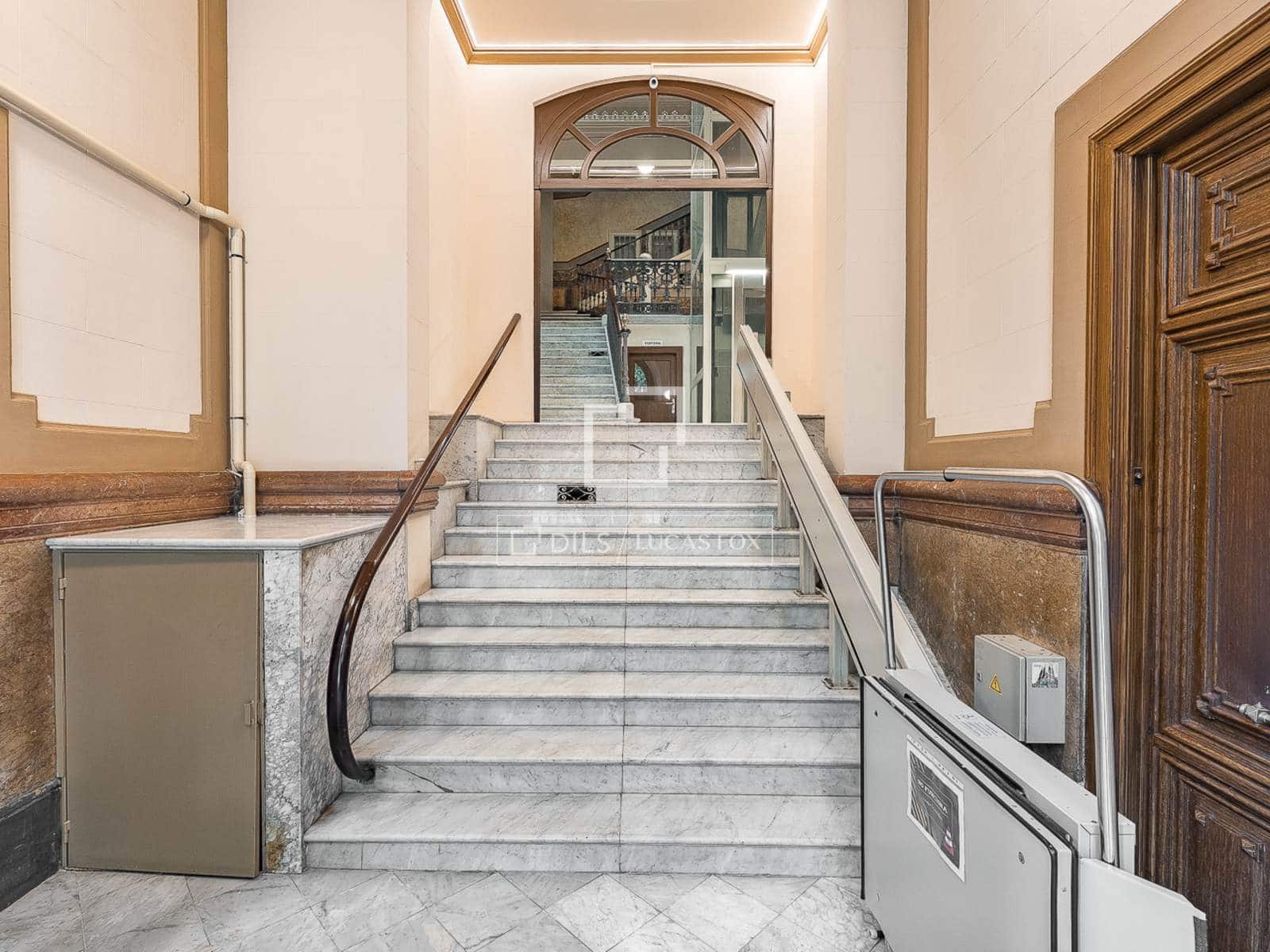 4 sypialnia Apartament na sprzedaż w Miasto Barcelona z garażem - 1 650 000 € (Ref: 9985303)