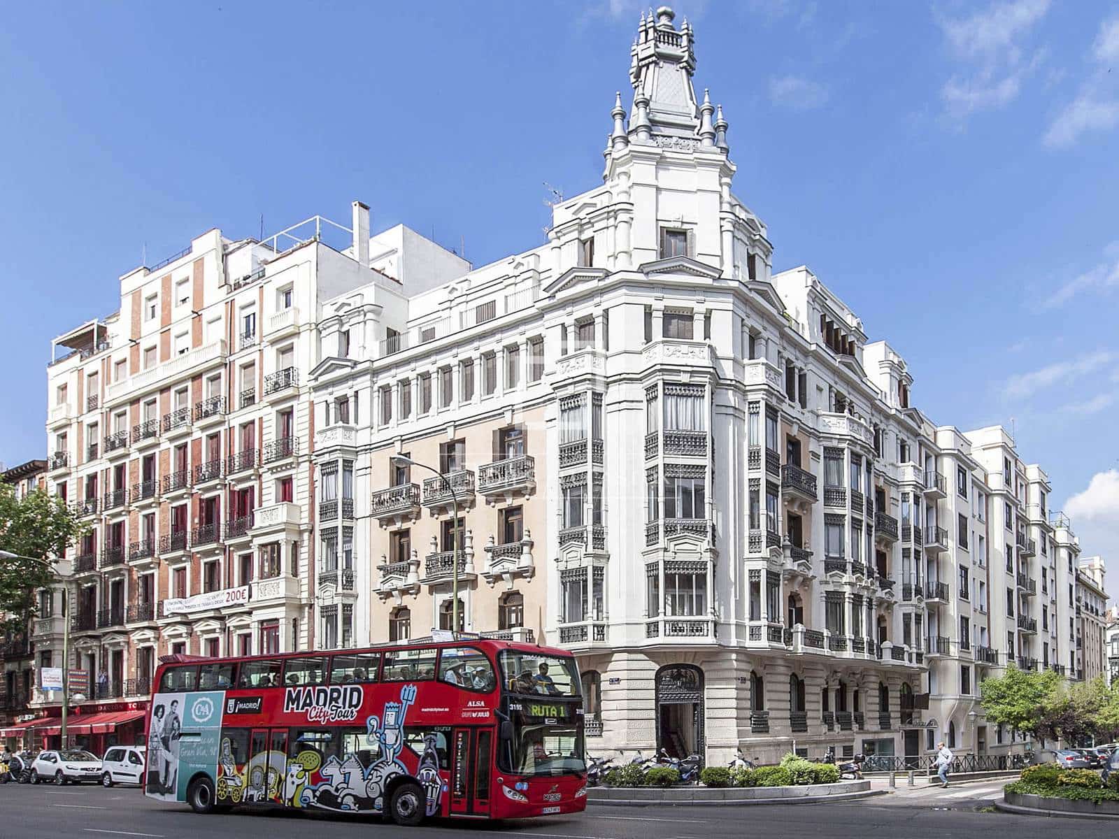2 bedroom Apartment for rent in Madrid city - € 3,000 (Ref: 9985645)