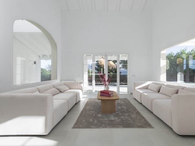 5 soverom Villa til salgs i Santa Ponsa, Calvià med svømmebasseng garasje - € 2 750 000 (Ref: 9985646)