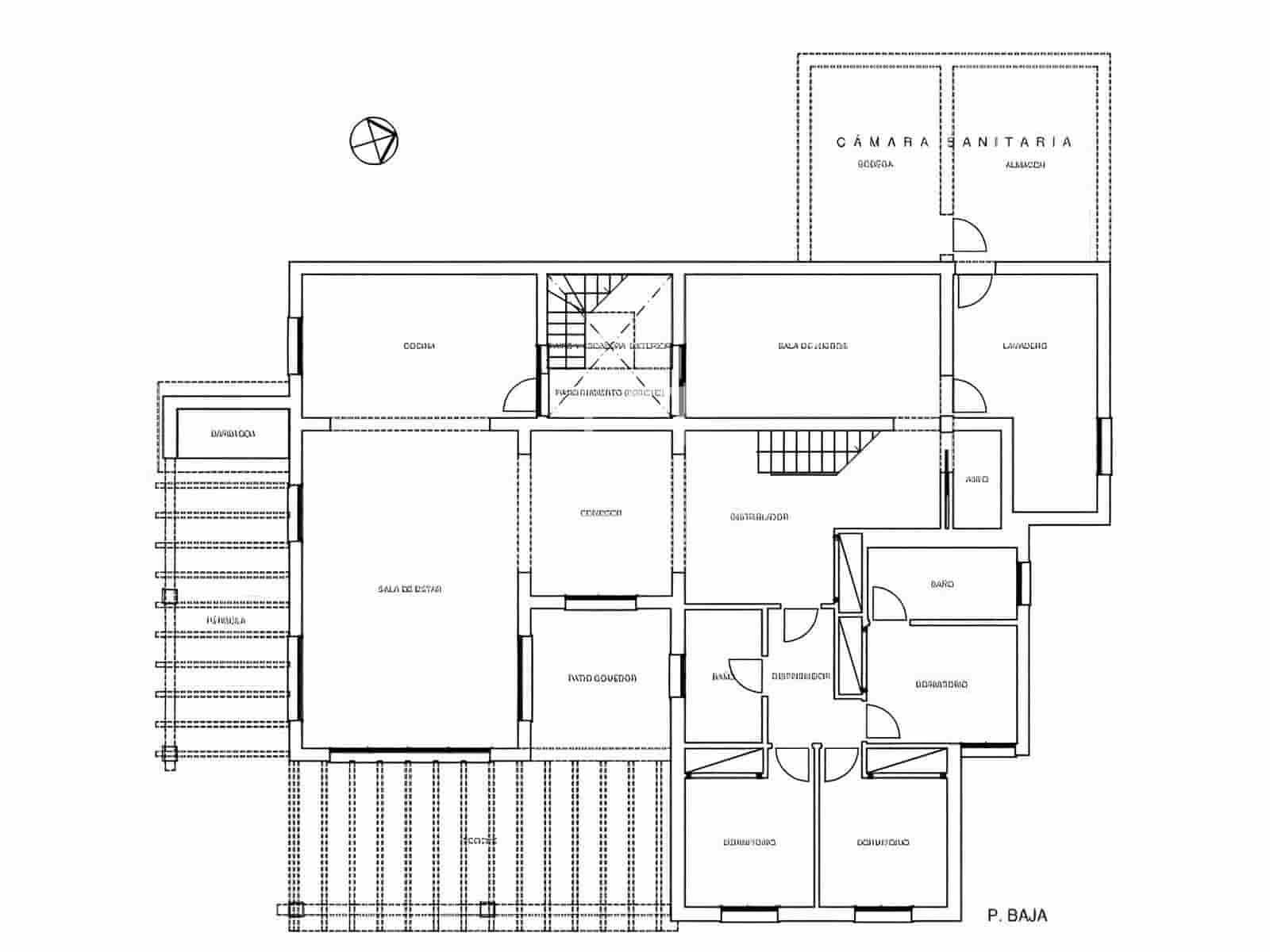 5 soverom Villa til salgs i Santa Ponsa med svømmebasseng garasje - € 2 750 000 (Ref: 9985646)