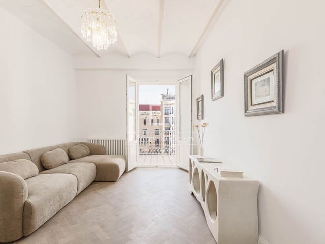3 soveværelse Lejlighed til salg i Barcelona by - € 1.245.000 (Ref: 9985880)