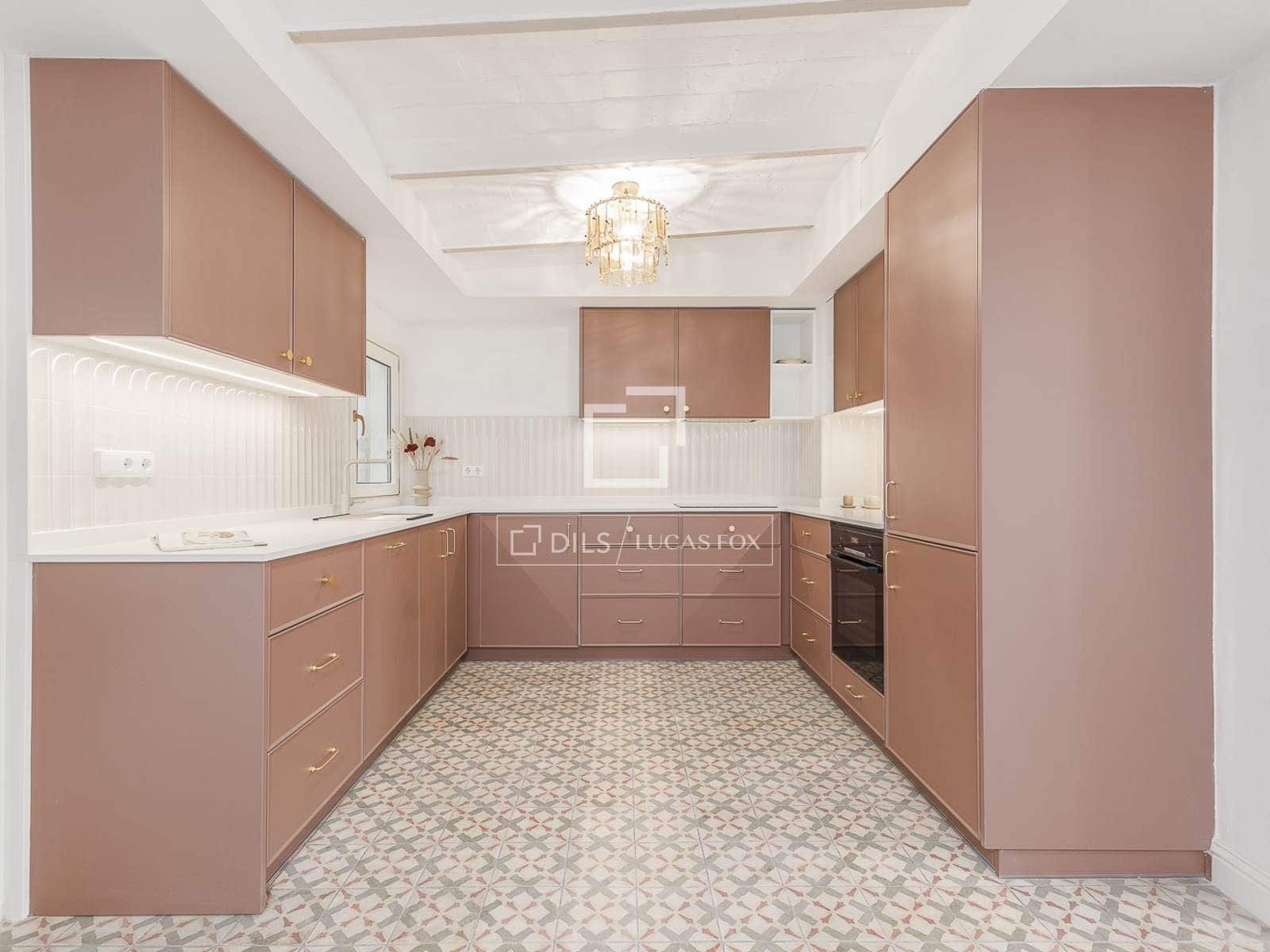 3 soveværelse Lejlighed til salg i Barcelona by - € 1.245.000 (Ref: 9985880)