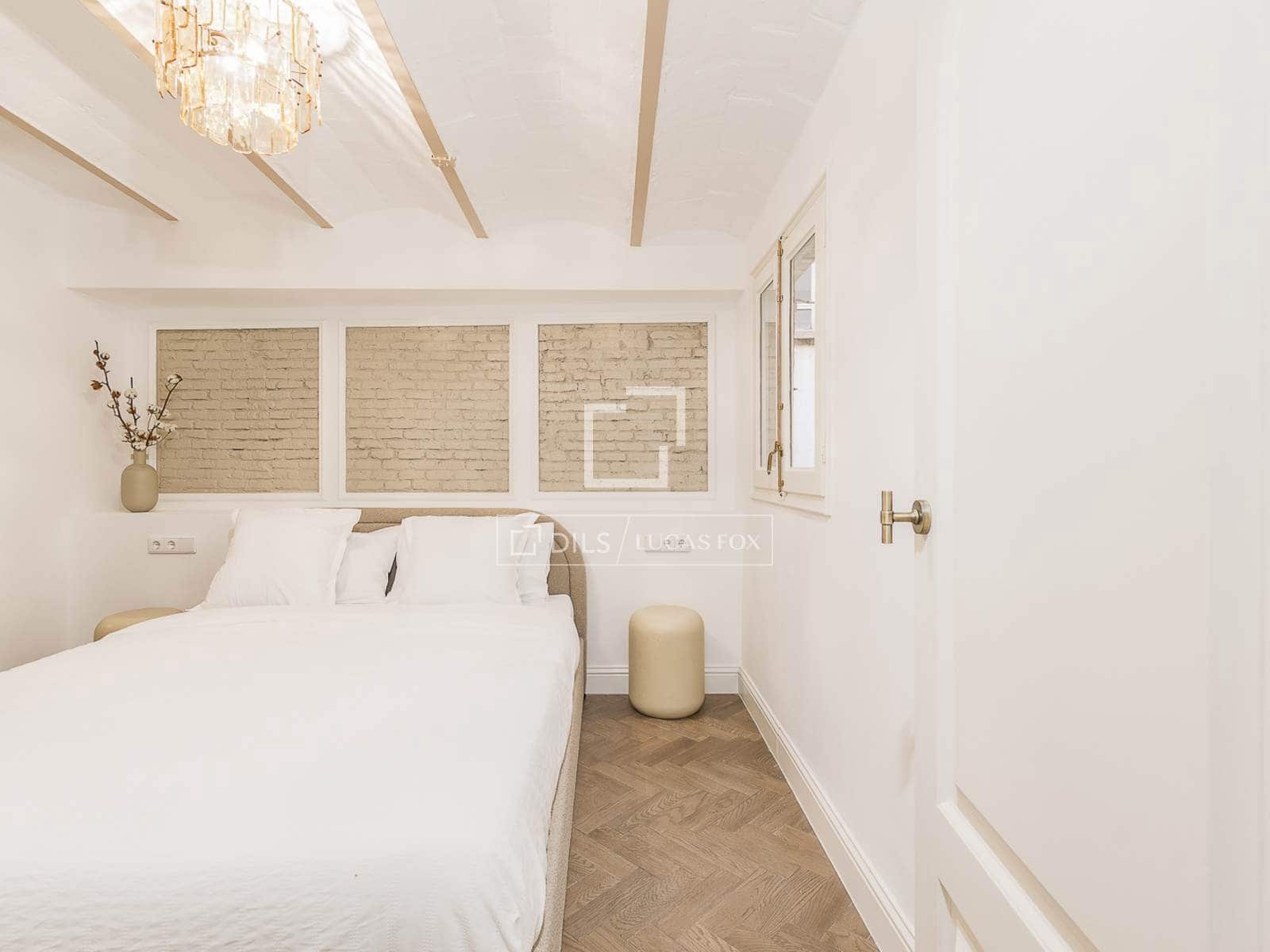 3 soveværelse Lejlighed til salg i Barcelona by - € 1.245.000 (Ref: 9985880)