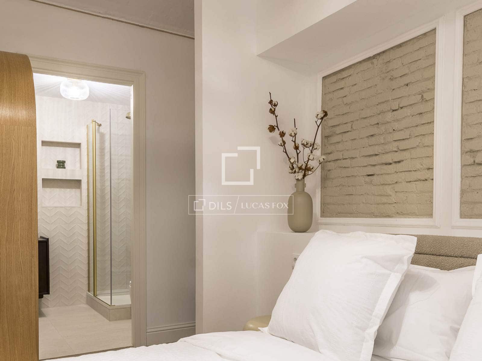 3 soveværelse Lejlighed til salg i Barcelona by - € 1.245.000 (Ref: 9985880)