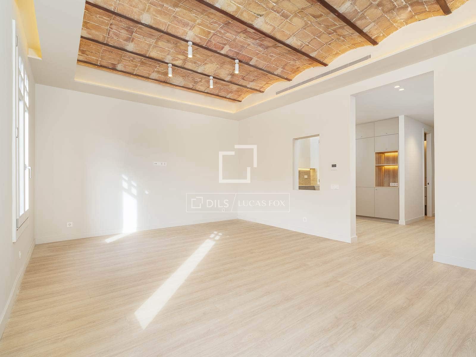 3 slaapkamer Appartement te koop in Barcelona stad - € 1.450.000 (Ref: 9985881)