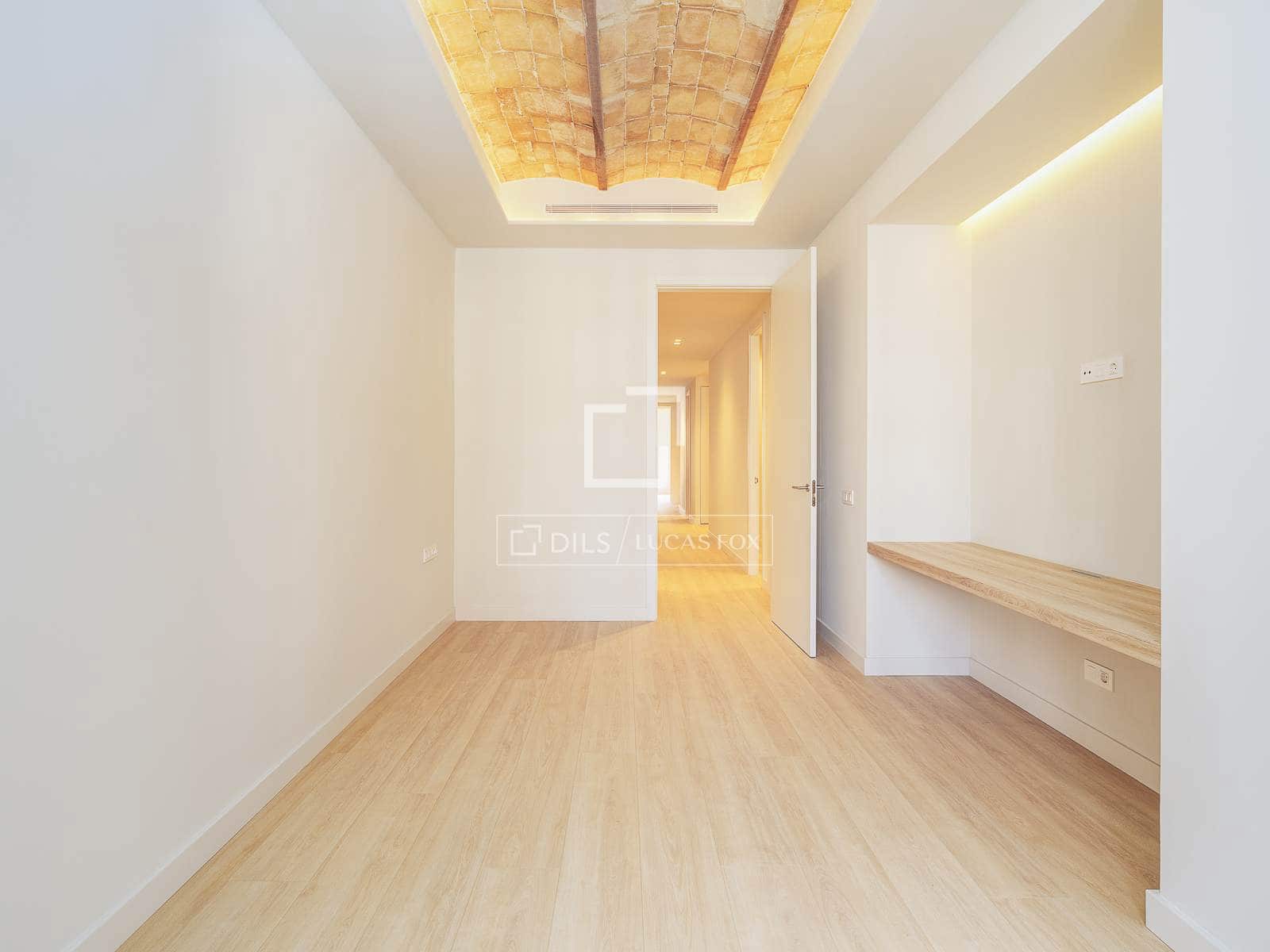 3 slaapkamer Appartement te koop in Barcelona stad - € 1.450.000 (Ref: 9985881)
