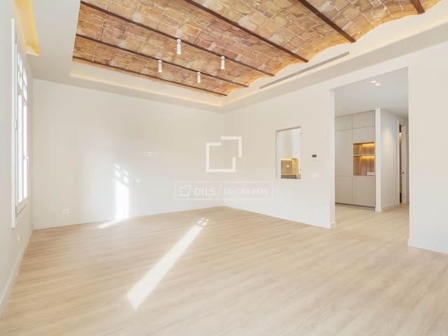3 slaapkamer Appartement te koop in Barcelona stad - € 1.450.000 (Ref: 9985881)