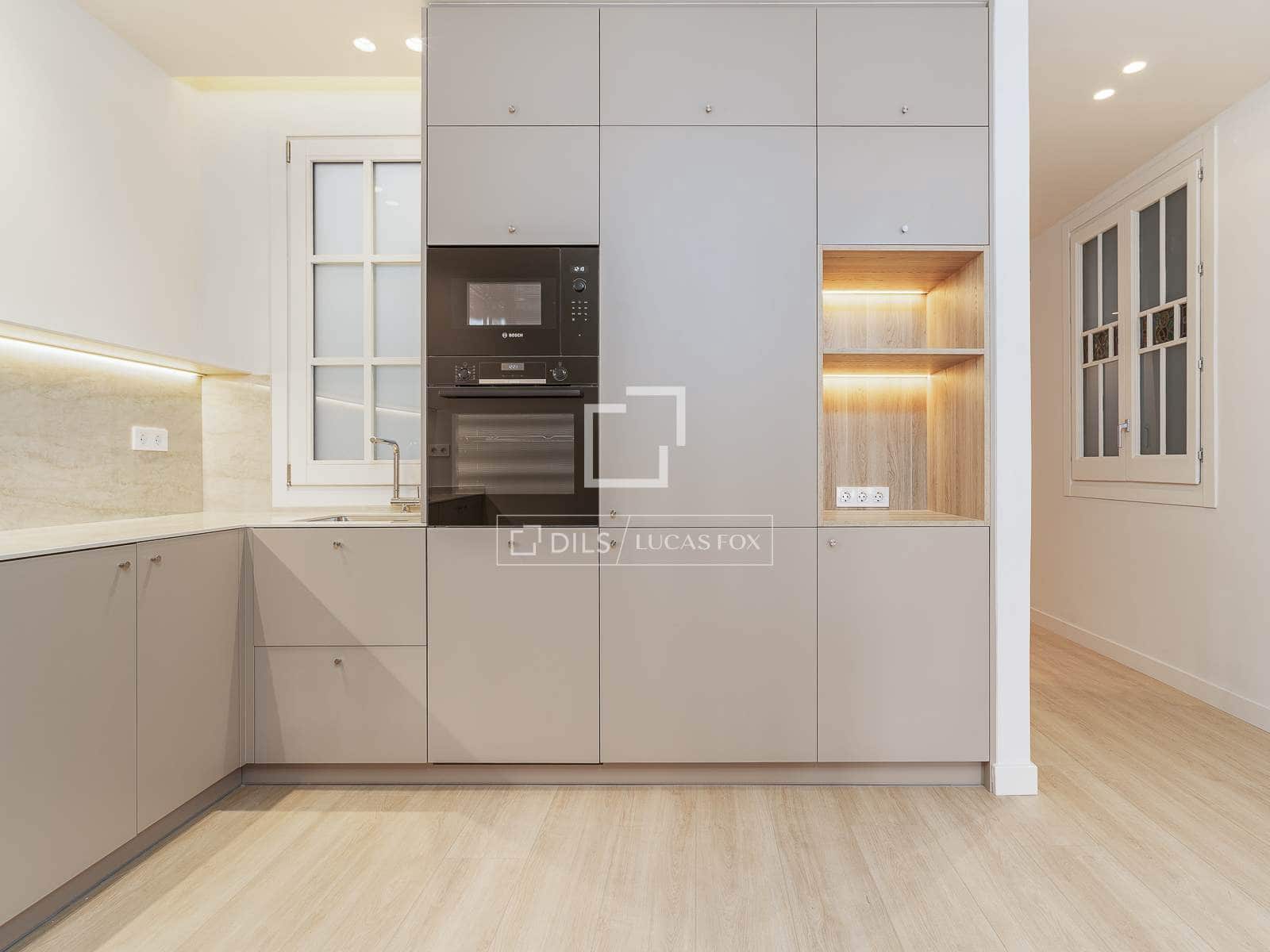 3 slaapkamer Appartement te koop in Barcelona stad - € 1.450.000 (Ref: 9985881)