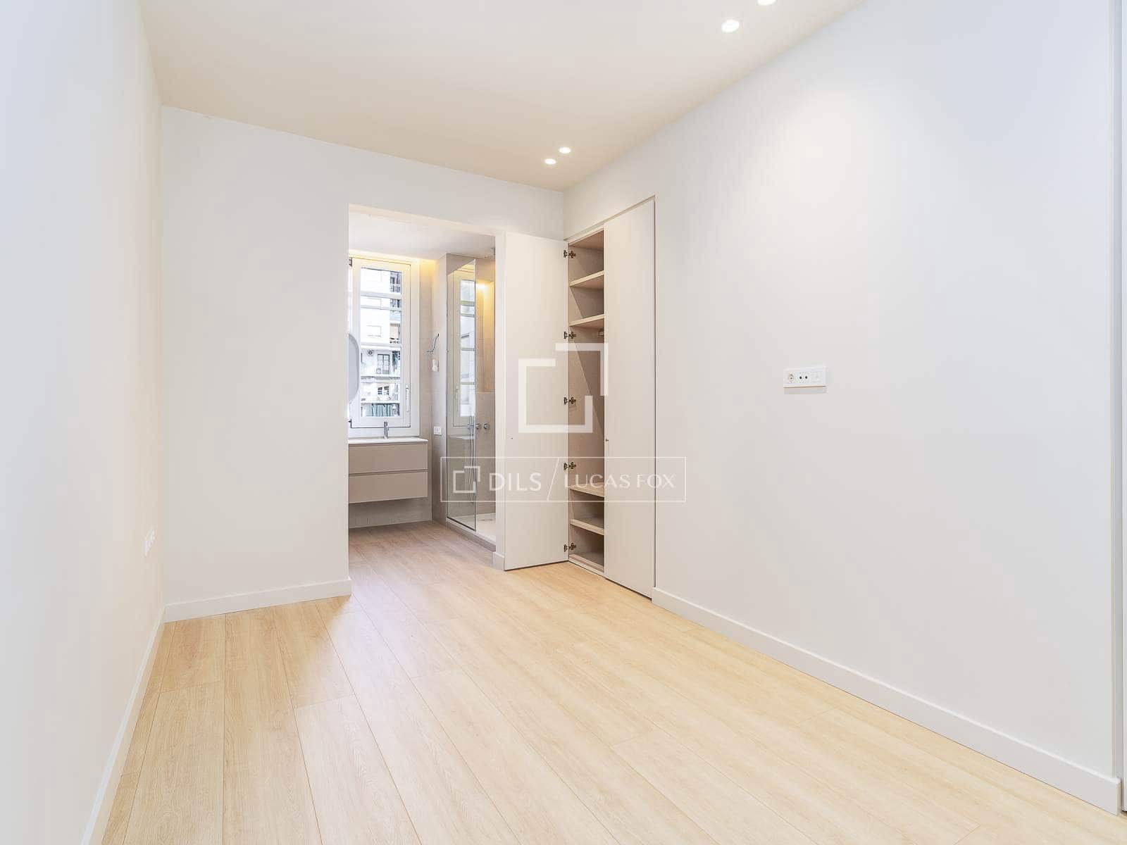 3 slaapkamer Appartement te koop in Barcelona stad - € 1.450.000 (Ref: 9985881)