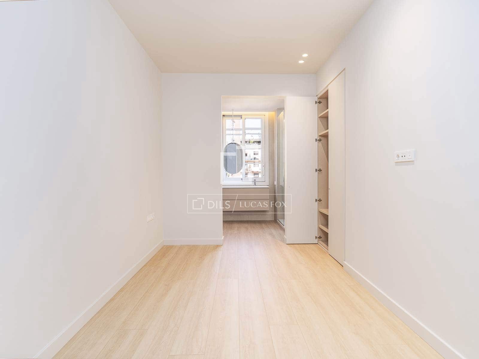 3 slaapkamer Appartement te koop in Barcelona stad - € 1.450.000 (Ref: 9985881)