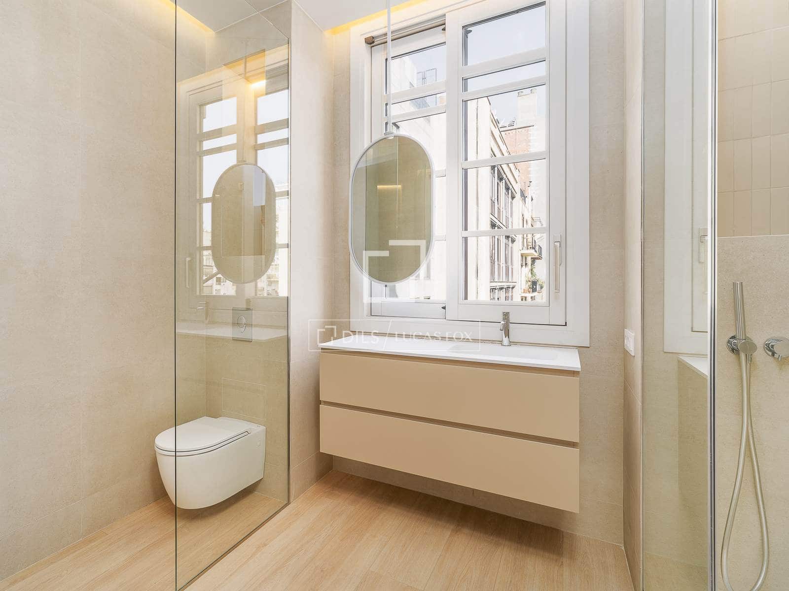 3 slaapkamer Appartement te koop in Barcelona stad - € 1.450.000 (Ref: 9985881)