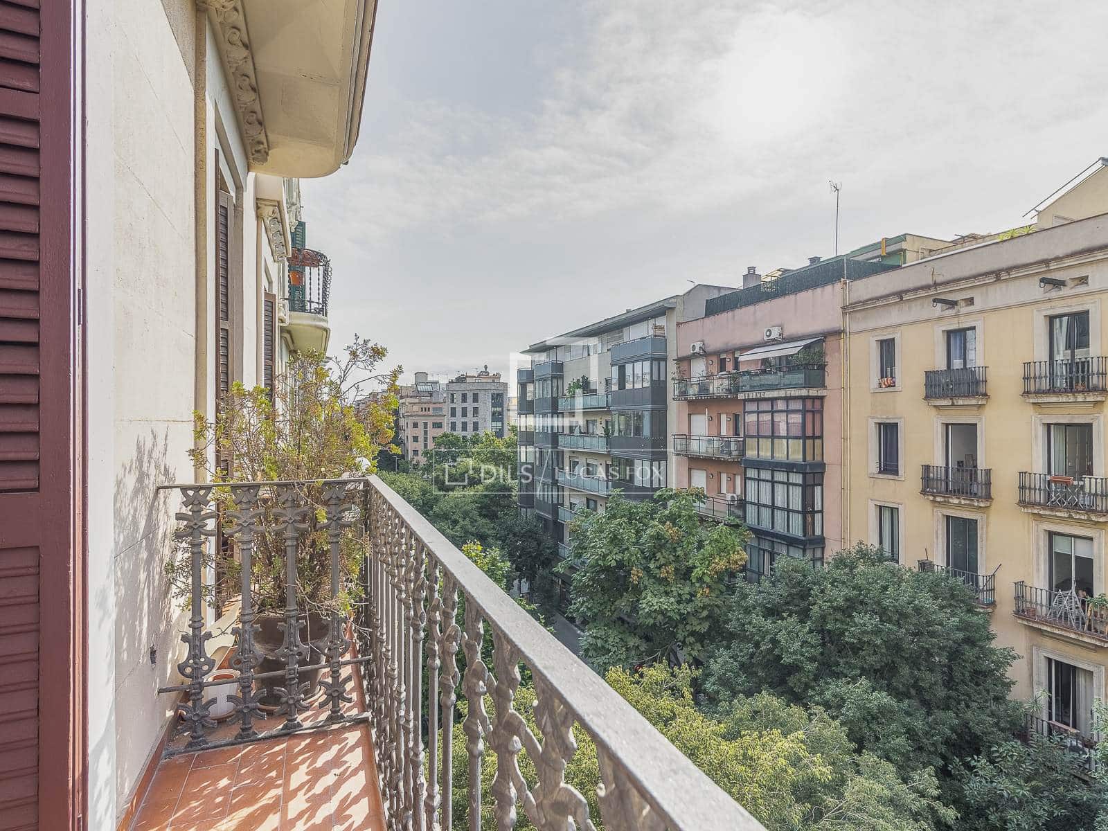 3 slaapkamer Appartement te koop in Barcelona stad - € 1.450.000 (Ref: 9985881)