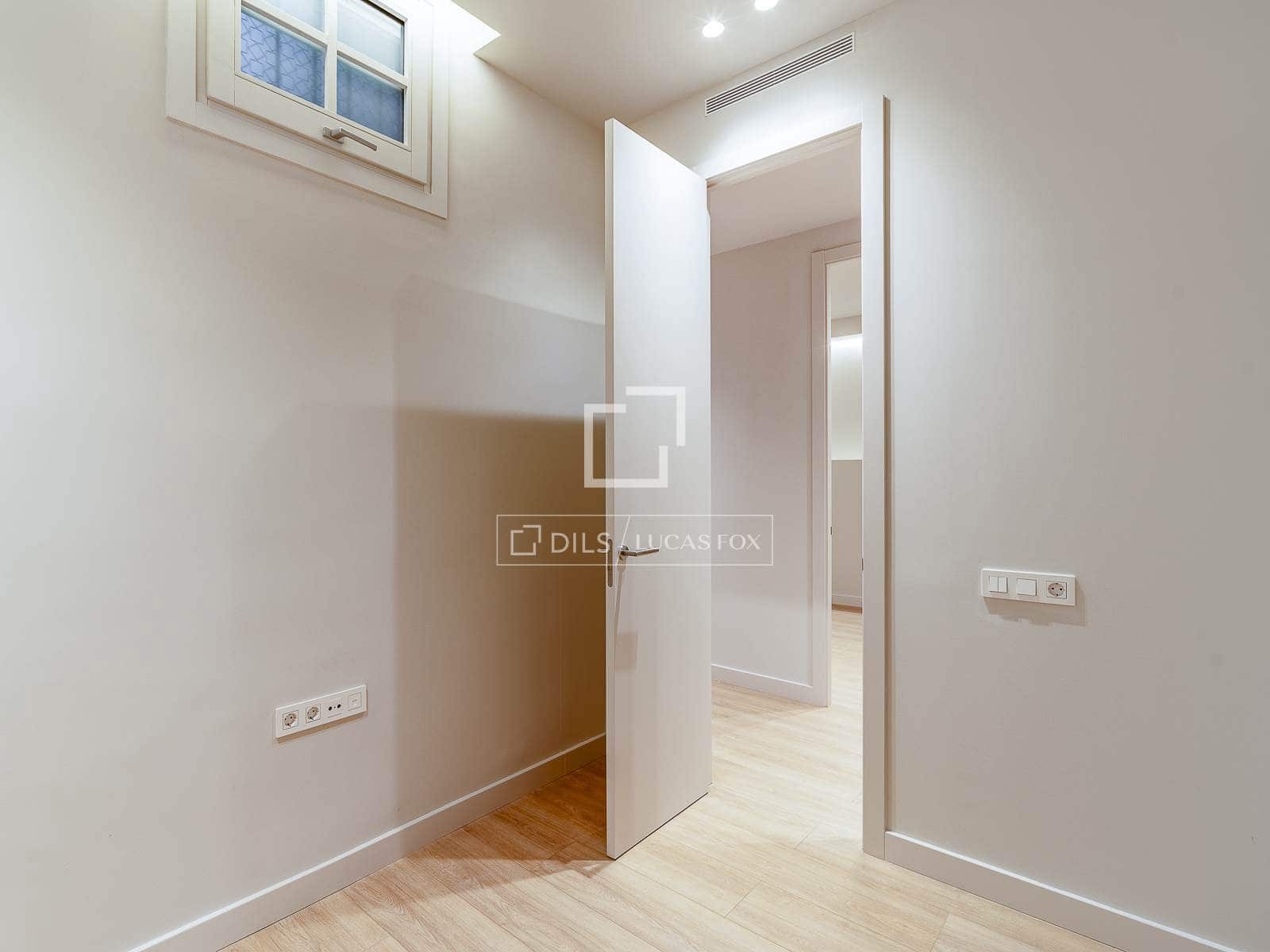3 slaapkamer Appartement te koop in Barcelona stad - € 1.450.000 (Ref: 9985881)