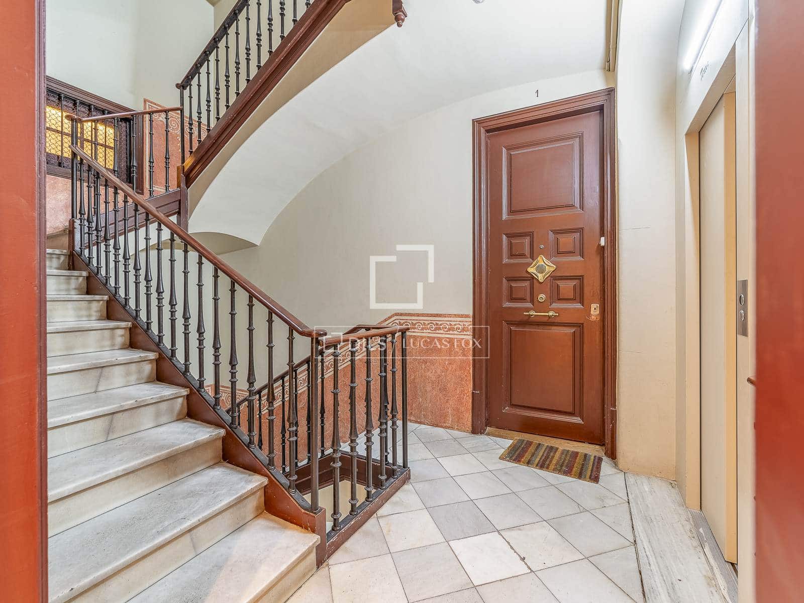 3 slaapkamer Appartement te koop in Barcelona stad - € 1.450.000 (Ref: 9985881)