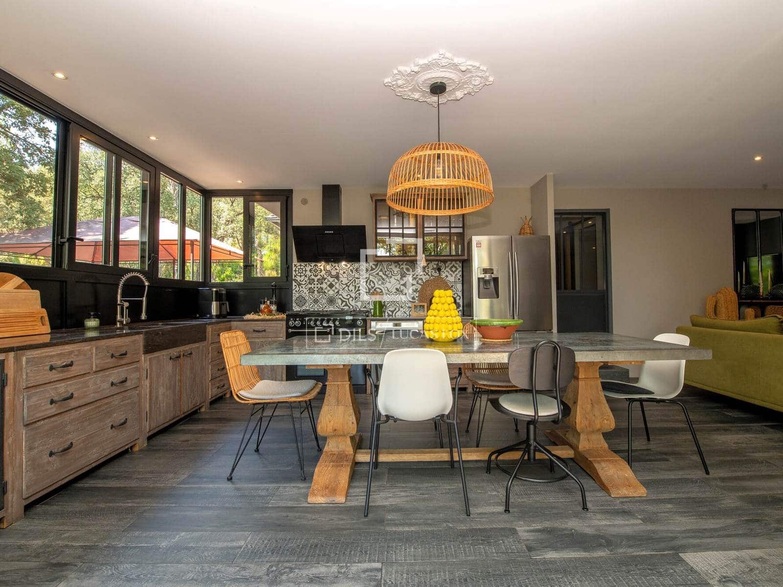 5 soverom Villa til salgs i Santa Cristina d'Aro med svømmebasseng garasje - € 920 000 (Ref: 9986123)