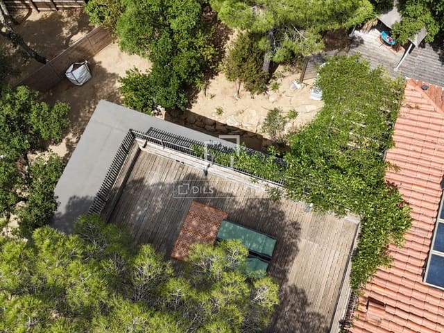 5 soverom Villa til salgs i Santa Cristina d'Aro med svømmebasseng garasje - € 920 000 (Ref: 9986123)