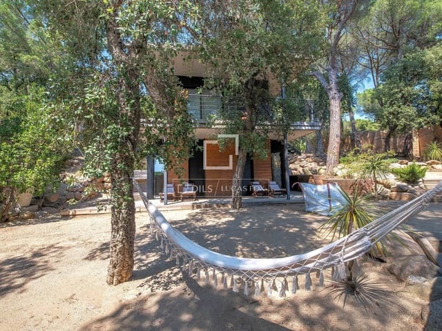 5 soverom Villa til salgs i Santa Cristina d'Aro med svømmebasseng garasje - € 920 000 (Ref: 9986123)