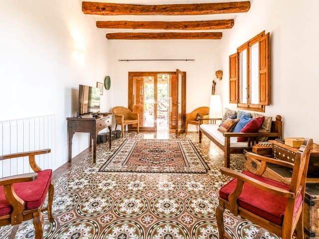 7 sovrum Finca/Hus på landet till salu i Piera med pool garage - 1 100 000 € (Ref: 9987138)