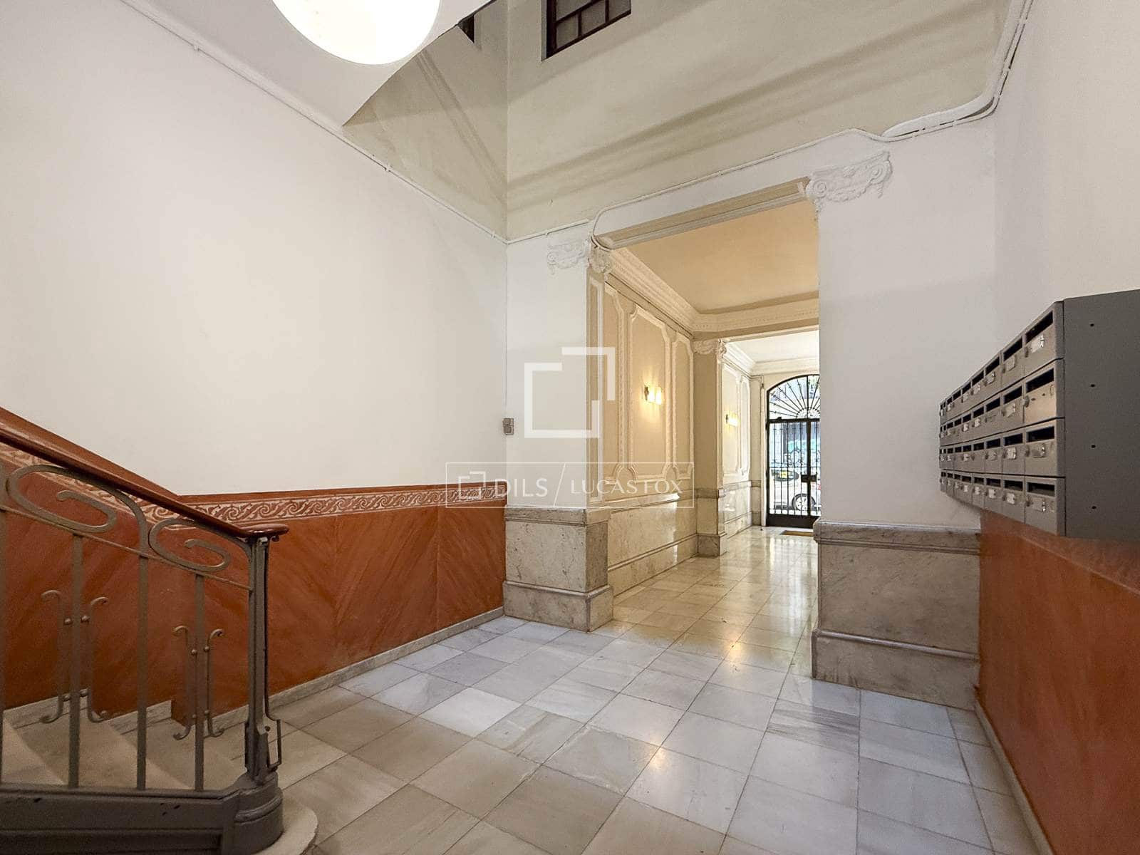2 soverom Leilighet til salgs i Barcelona by - € 485 000 (Ref: 9987139)