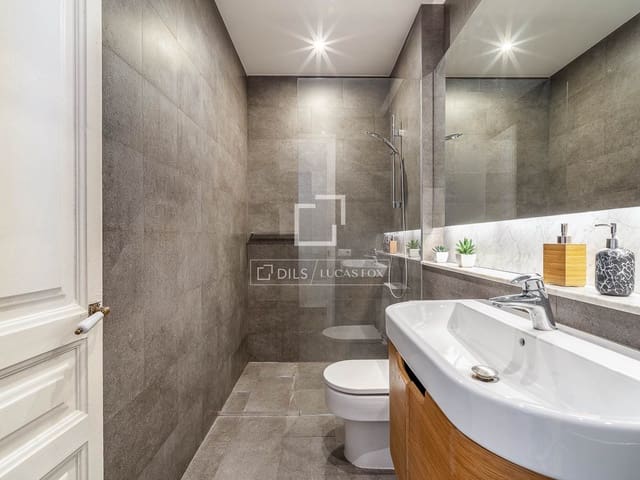 2 soverom Leilighet til salgs i Barcelona by - € 485 000 (Ref: 9987139)
