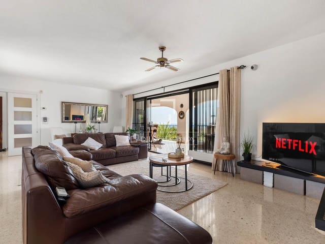 4 soveværelse Villa til salg i Alfaz del Pi / L'Alfàs del Pi med swimmingpool garage - € 1.399.000 (Ref: 9987311)