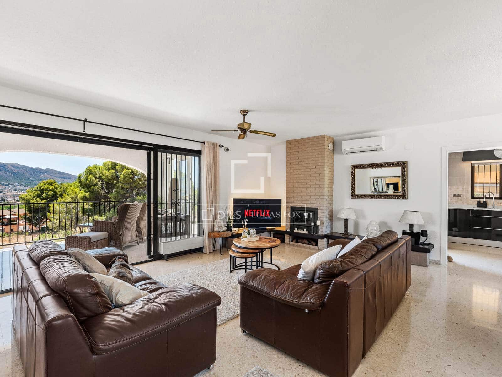 4 soveværelse Villa til salg i Alfaz del Pi / L'Alfas del Pi med swimmingpool garage - € 1.399.000 (Ref: 9987311)