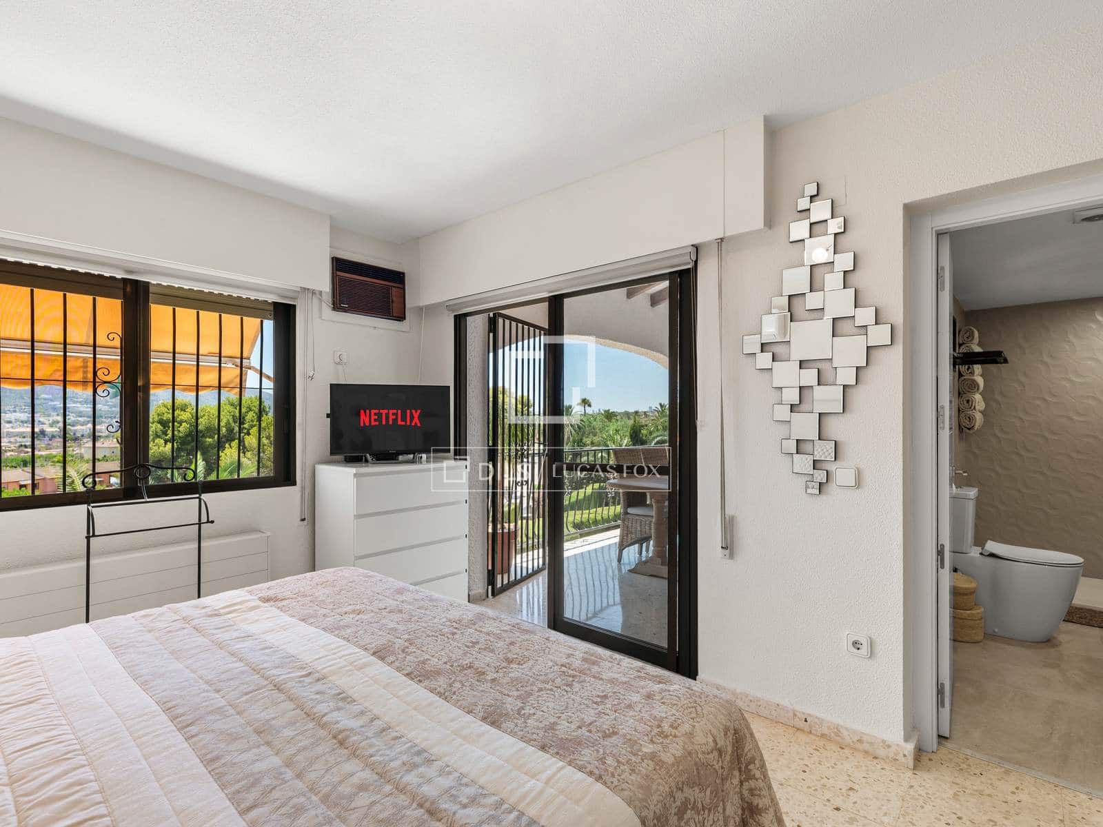 4 soveværelse Villa til salg i Alfaz del Pi / L'Alfas del Pi med swimmingpool garage - € 1.399.000 (Ref: 9987311)