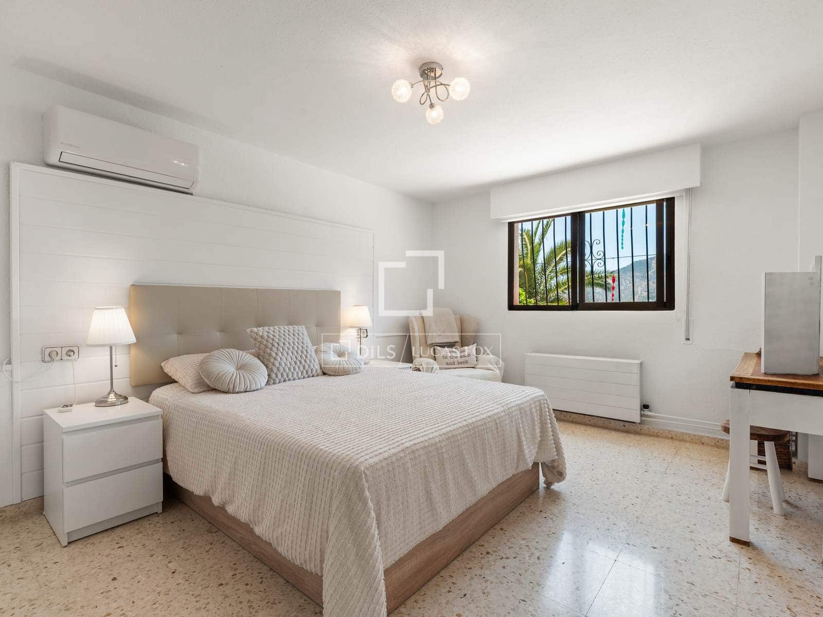 4 soveværelse Villa til salg i Alfaz del Pi / L'Alfas del Pi med swimmingpool garage - € 1.399.000 (Ref: 9987311)