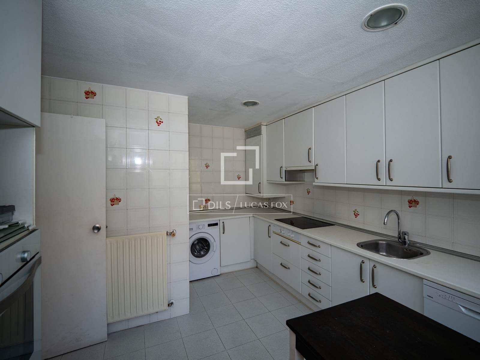 4 slaapkamer Villa te huur in Alcobendas met zwembad garage - € 3.500 (Ref: 9987312)
