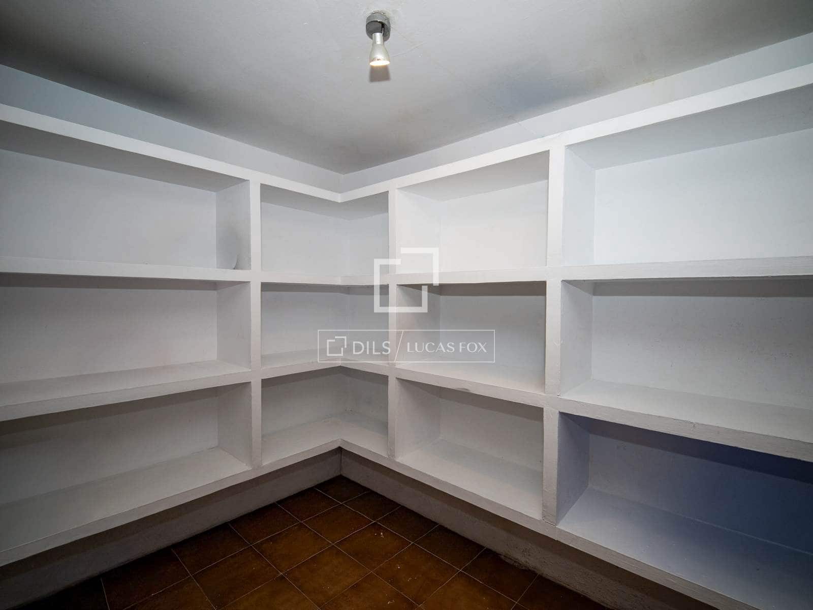 4 slaapkamer Villa te huur in Alcobendas met zwembad garage - € 3.500 (Ref: 9987312)