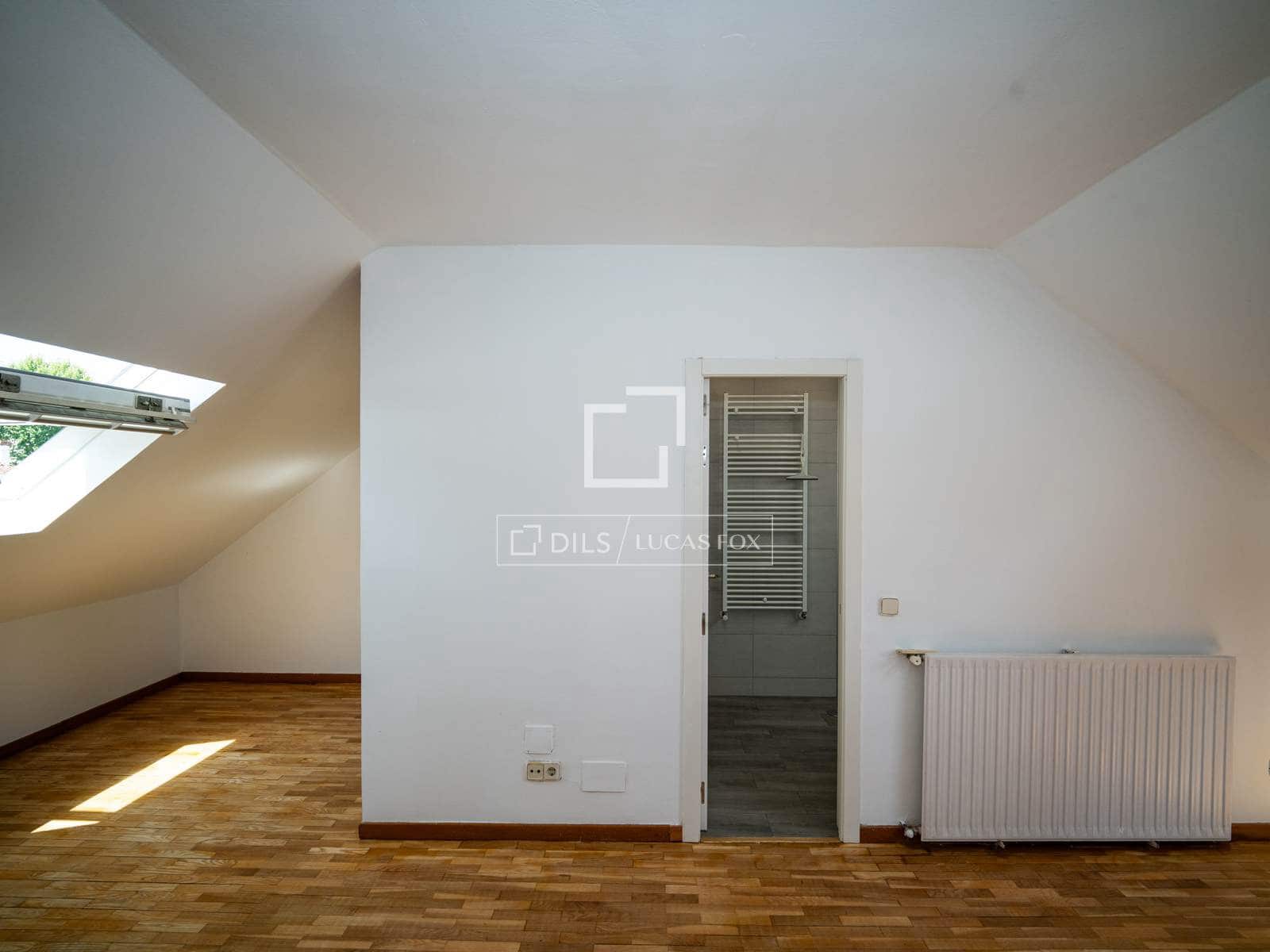 4 slaapkamer Villa te huur in Alcobendas met zwembad garage - € 3.500 (Ref: 9987312)