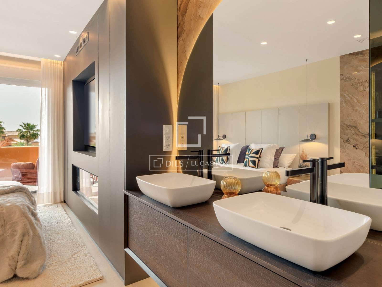 3 slaapkamer Appartement te koop in New Golden Mile met zwembad garage - € 2.395.000 (Ref: 9989429)