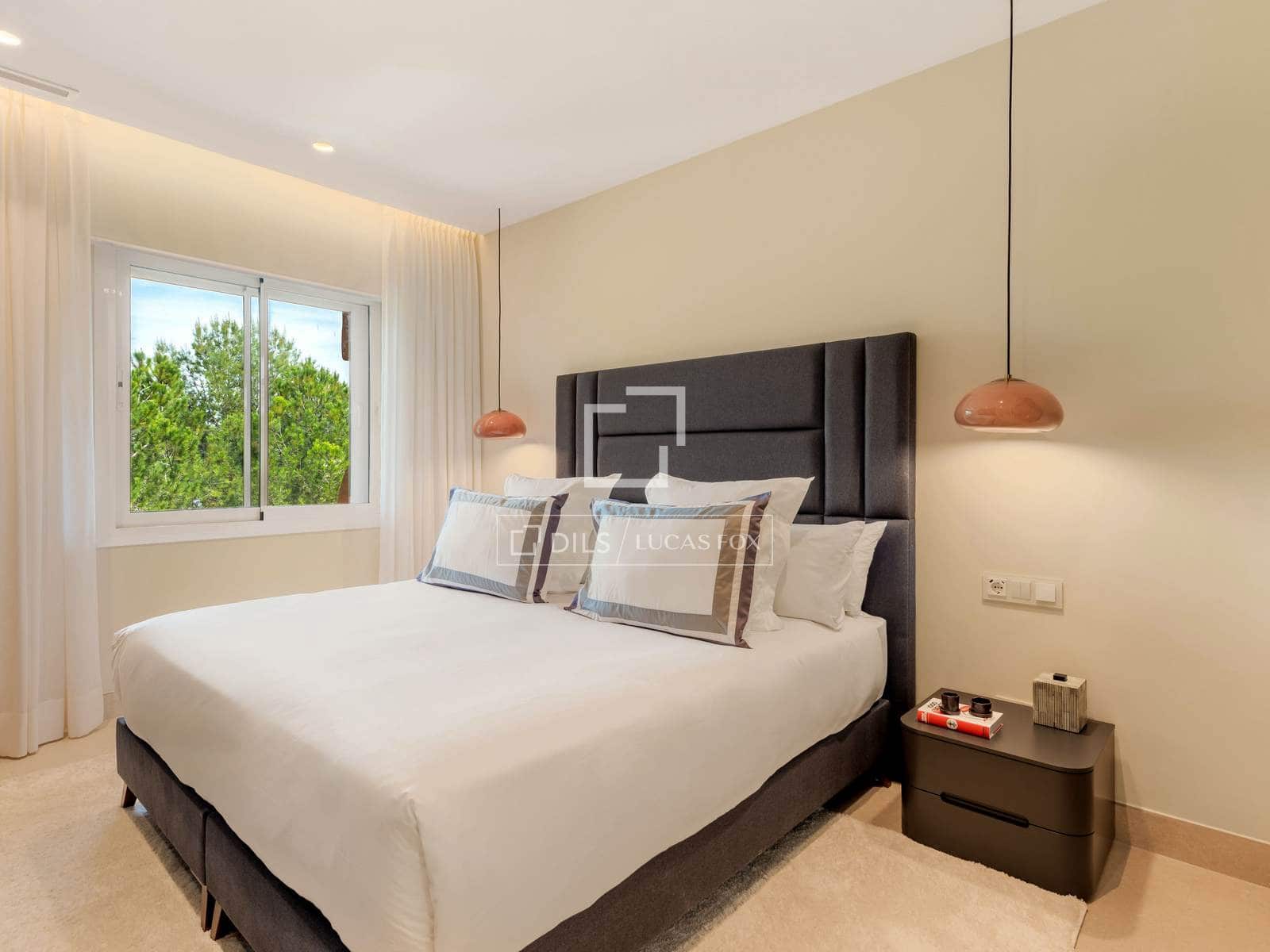 3 slaapkamer Appartement te koop in New Golden Mile met zwembad garage - € 2.395.000 (Ref: 9989429)