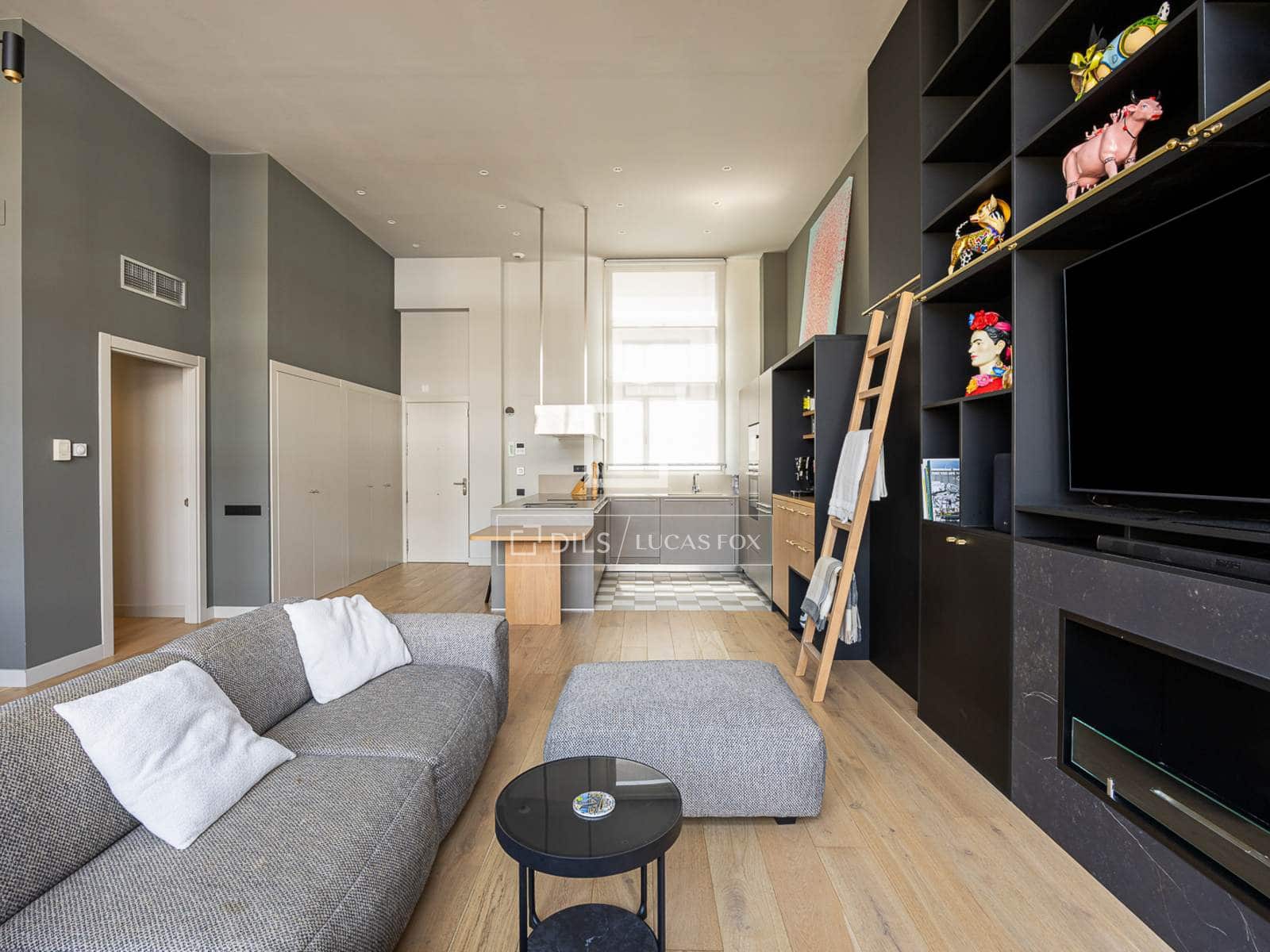 2 soveværelse Penthouse til salg i Barcelona by med swimmingpool garage - € 1.695.000 (Ref: 9989831)