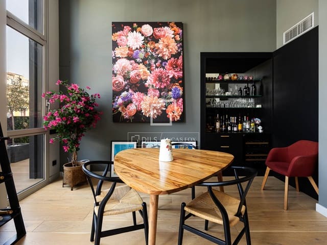 2 soveværelse Penthouse til salg i Barcelona by med swimmingpool garage - € 1.695.000 (Ref: 9989831)