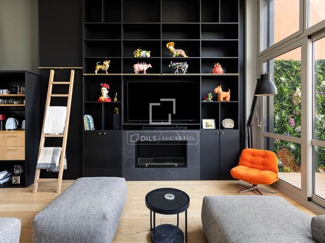 2 soveværelse Penthouse til salg i Barcelona by med swimmingpool garage - € 1.695.000 (Ref: 9989831)
