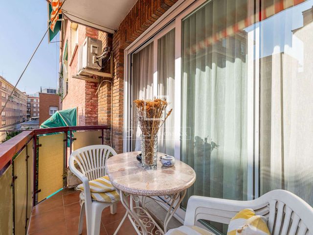 4 sovrum Lägenhet till salu i Arapiles, Madrid stad - 1 375 000 € (Ref: 9989832)