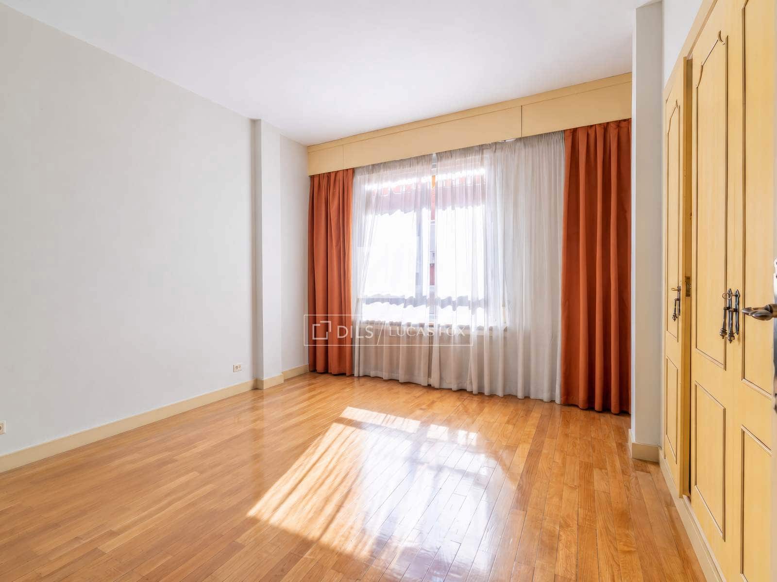 4 soverom Leilighet til salgs i Madrid by - € 1 375 000 (Ref: 9989832)