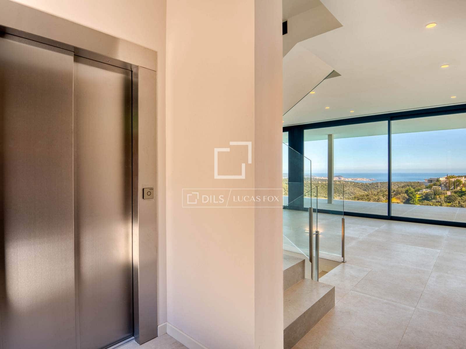 5 soverom Villa til salgs i Platja d'Aro med svømmebasseng garasje - € 2 950 000 (Ref: 9989833)
