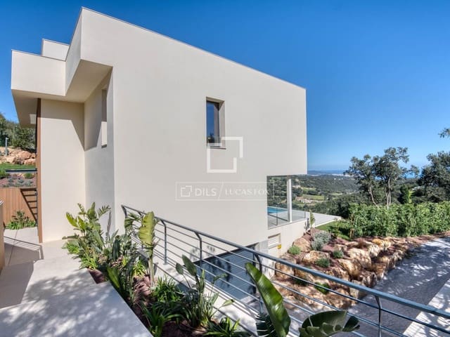 5 soverom Villa til salgs i Platja d'Aro, Castell-Platja d'Aro med svømmebasseng garasje - € 2 950 000 (Ref: 9989833)