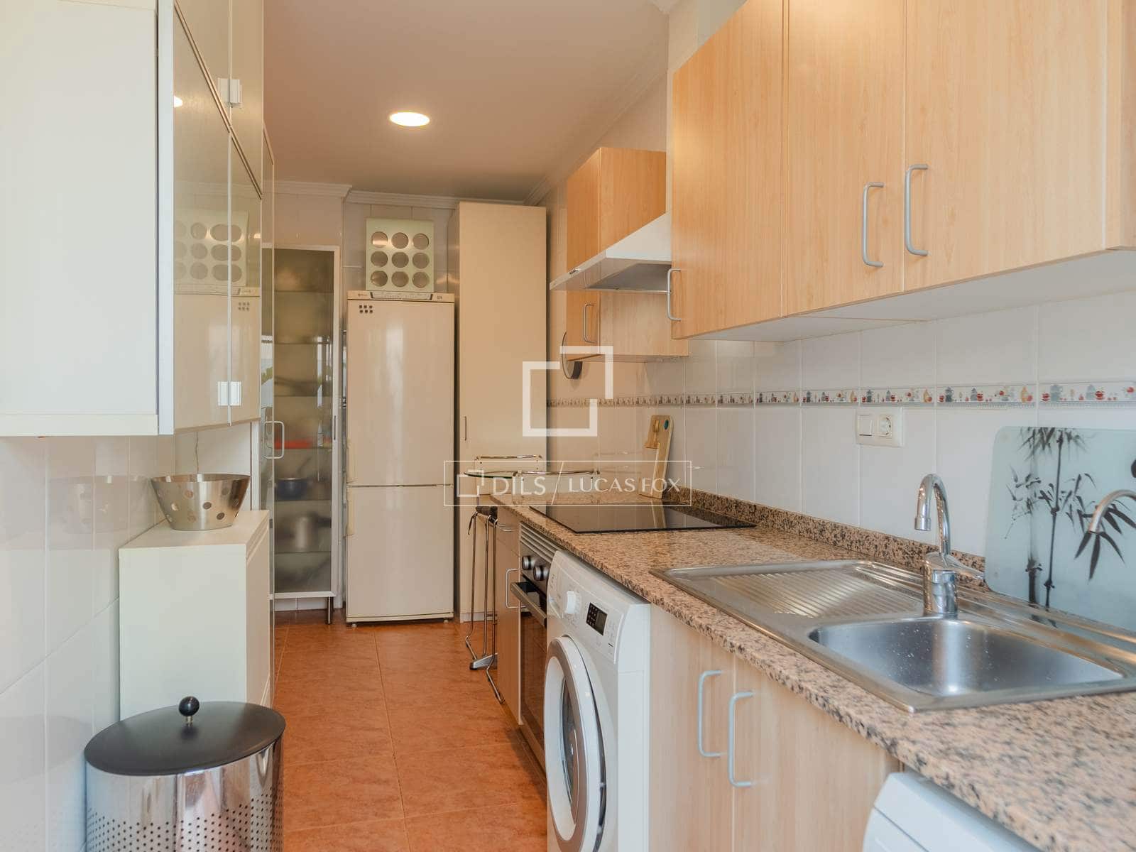 3 sypialnia Apartament do wynajęcia w Miasto Walencja - 2 000 € (Ref: 9989840)