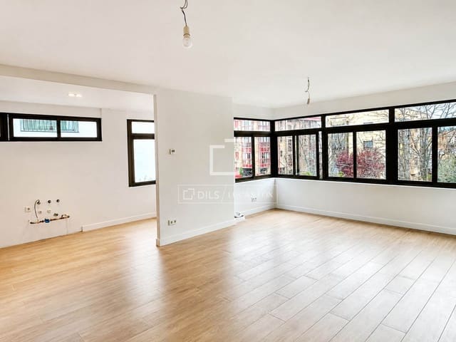 3 soveværelse Lejlighed til salg i Madrid by med swimmingpool garage - € 1.290.000 (Ref: 9990892)
