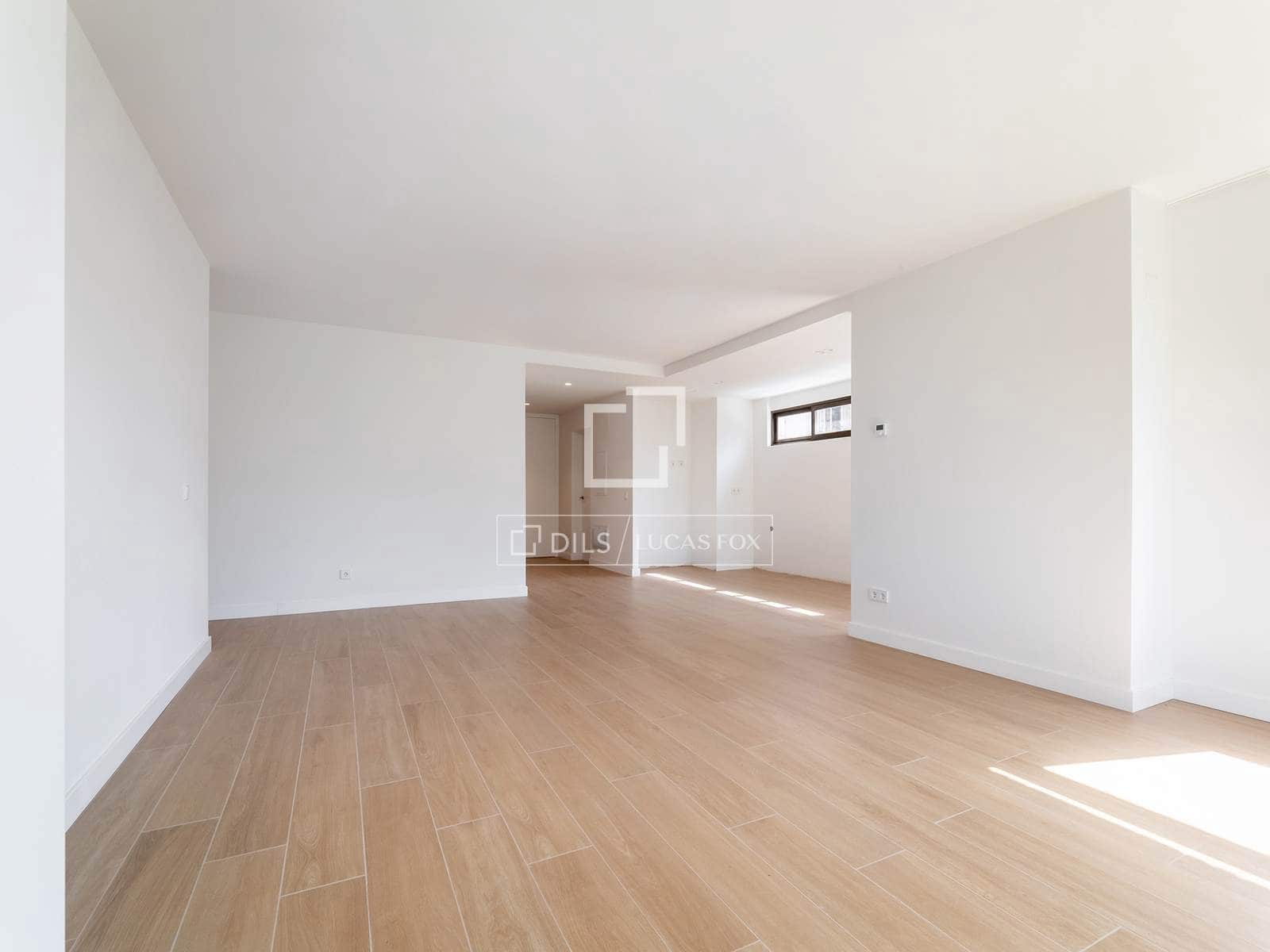 Apartamento de 3 habitaciones en Madrid ciudad en venta con piscina garaje - 1.230.000 € (Ref: 9990892)