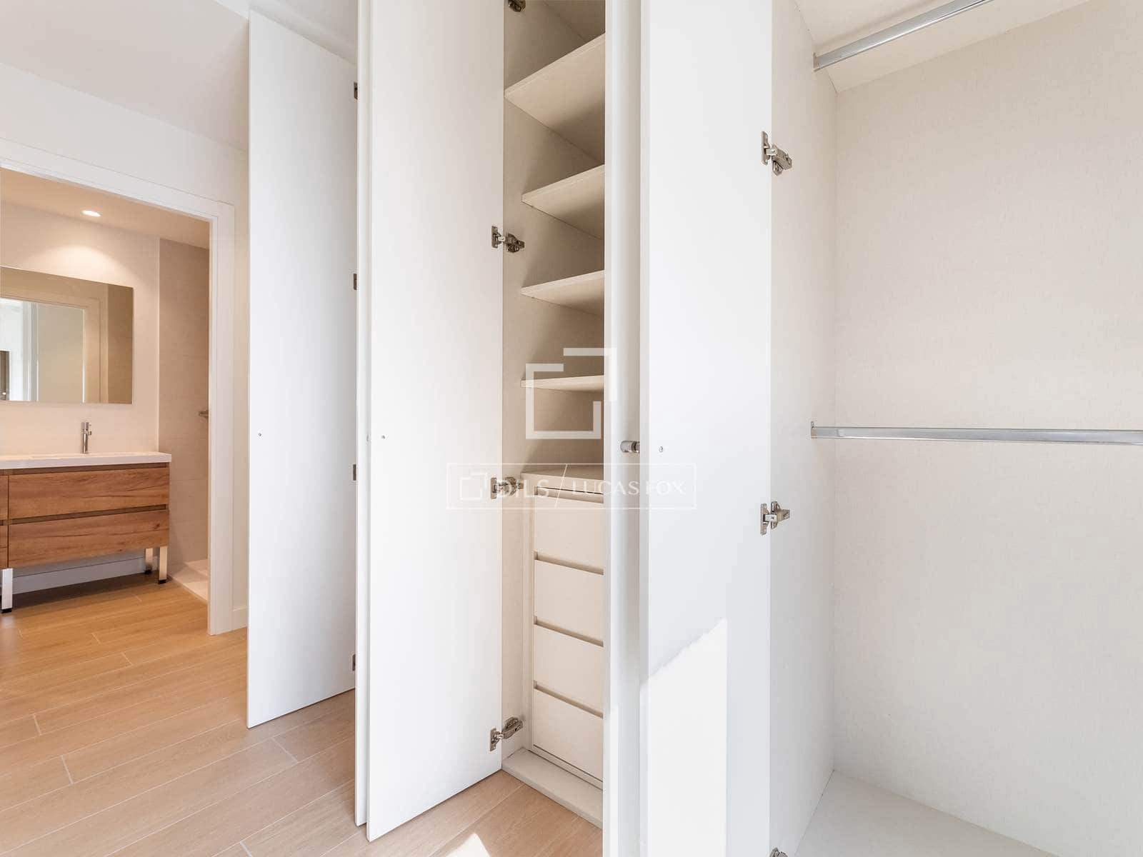 Apartamento de 3 habitaciones en Madrid ciudad en venta con piscina garaje - 1.230.000 € (Ref: 9990892)